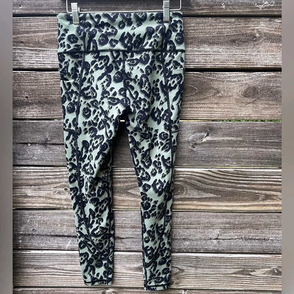 Aerie & Victoria’s Secret Sport Workout Set Sage Green Leopard Print Pockets - Picture 12 of 16